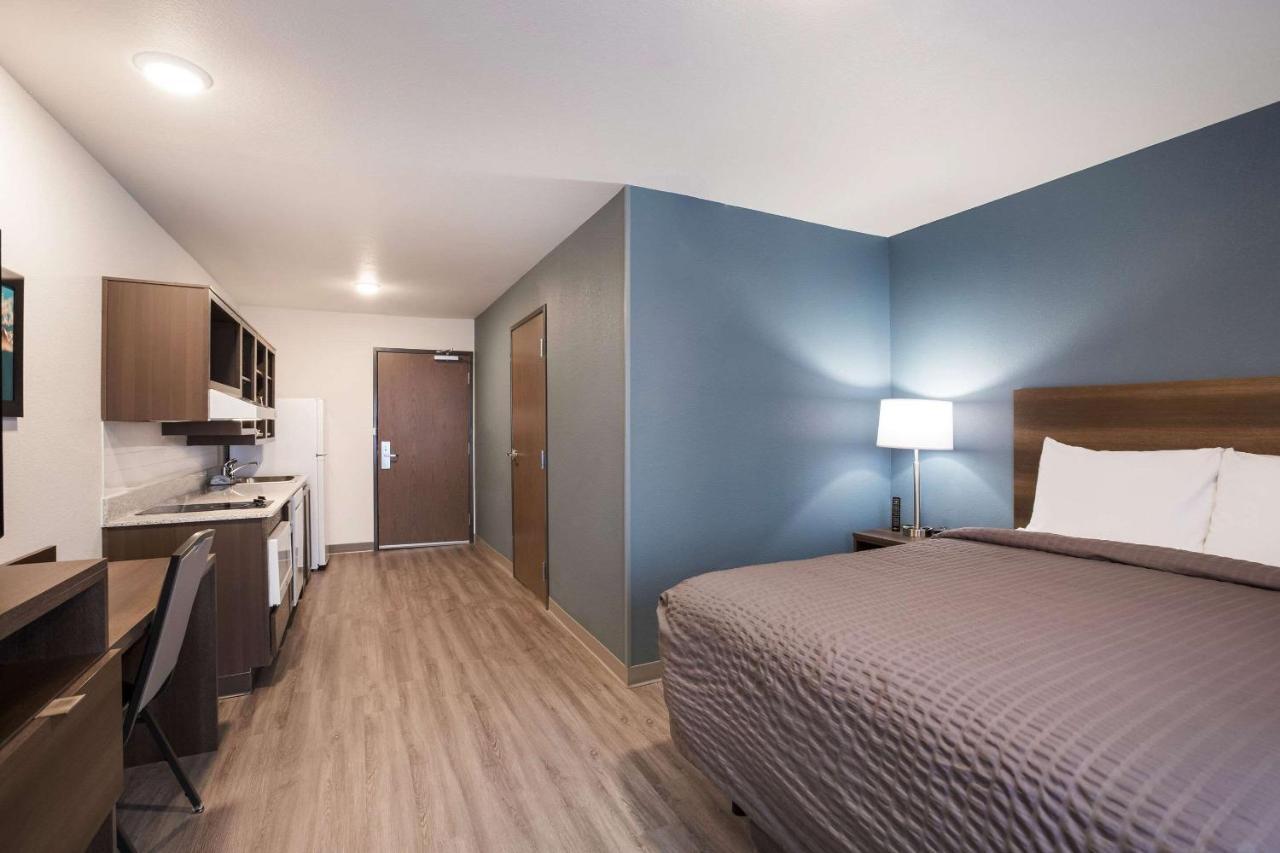Woodspring Suites Detroit Мадисон-Хайтс Экстерьер фото